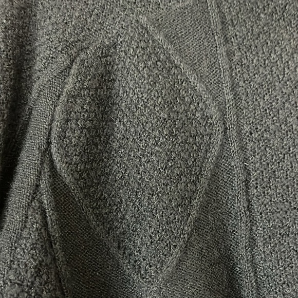 Sweet Romeo lightweight sweater. Black. Med. Sweet detail. EUC - Picture 5 of 5